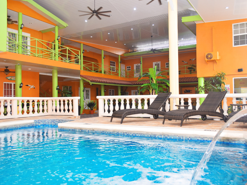 Beverly's Oasis Suites